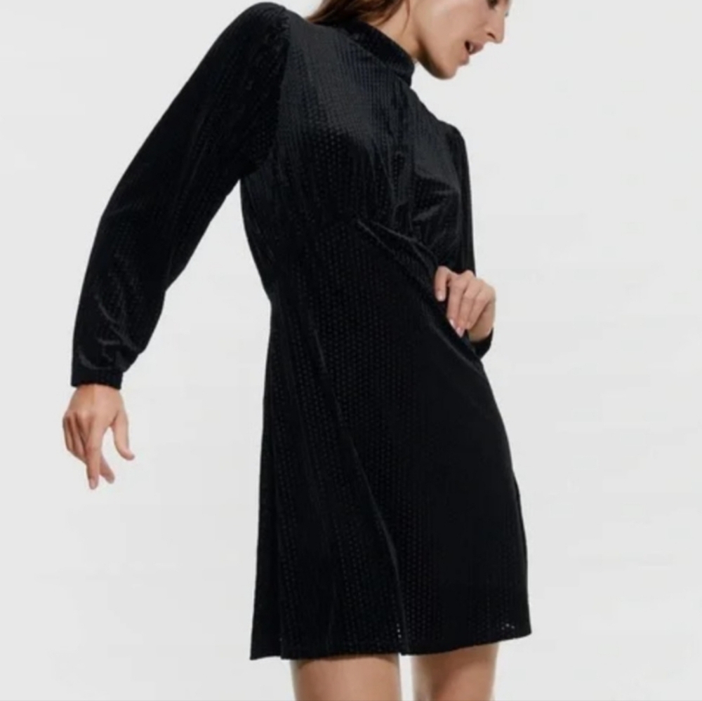 ZARA Black Velvet Print High Neck Dolman Sleeve Mini Dress Size Med